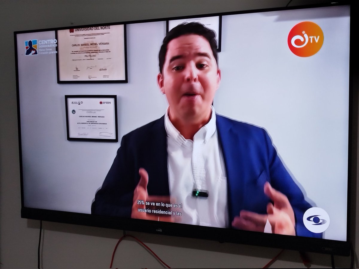 Ahí están pintados los medios regalados y <a href="/NoticiasCaracol/">Noticias Caracol</a> <a href="/CaracolTV/">Caracol Televisión</a> no es la excepción. 
Disimulen un poquito. 🤡🤡🤡