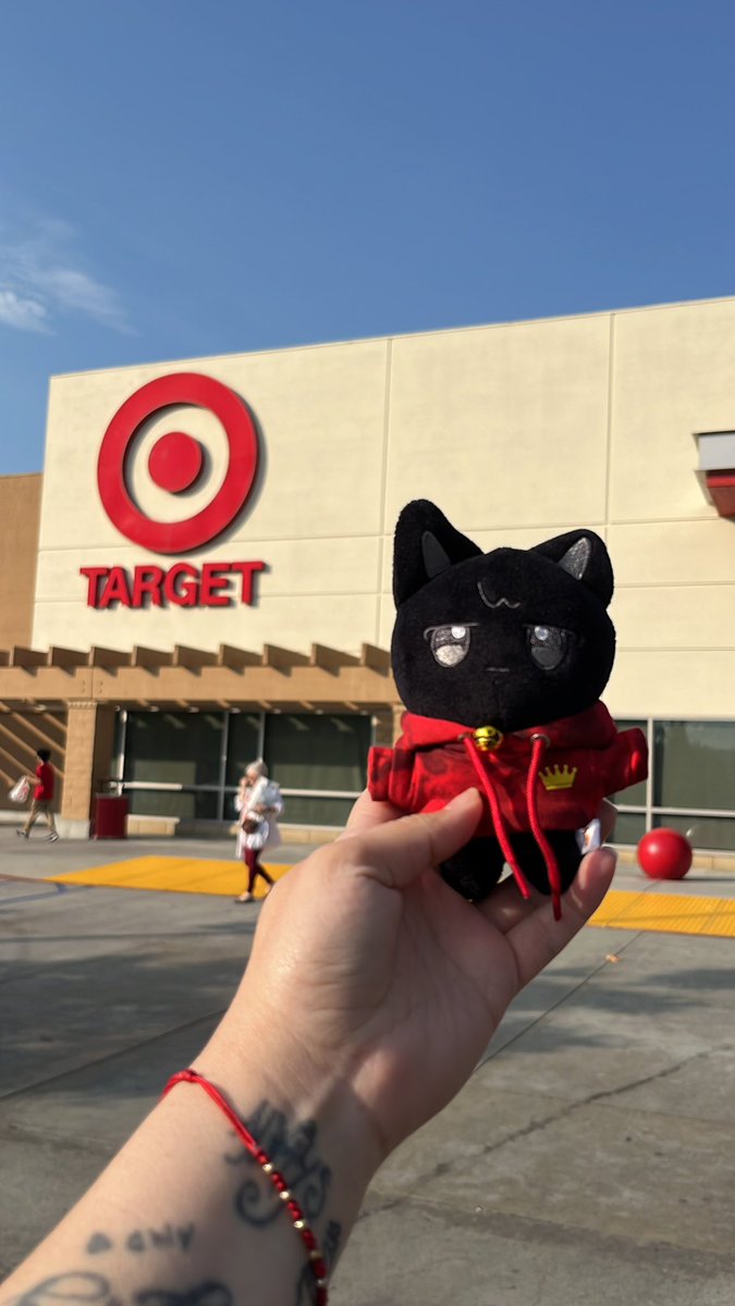 Made it to target #1! Hit me up if you want to help with last minute billboard entries! #ATINYBUDDY #ATEEZ