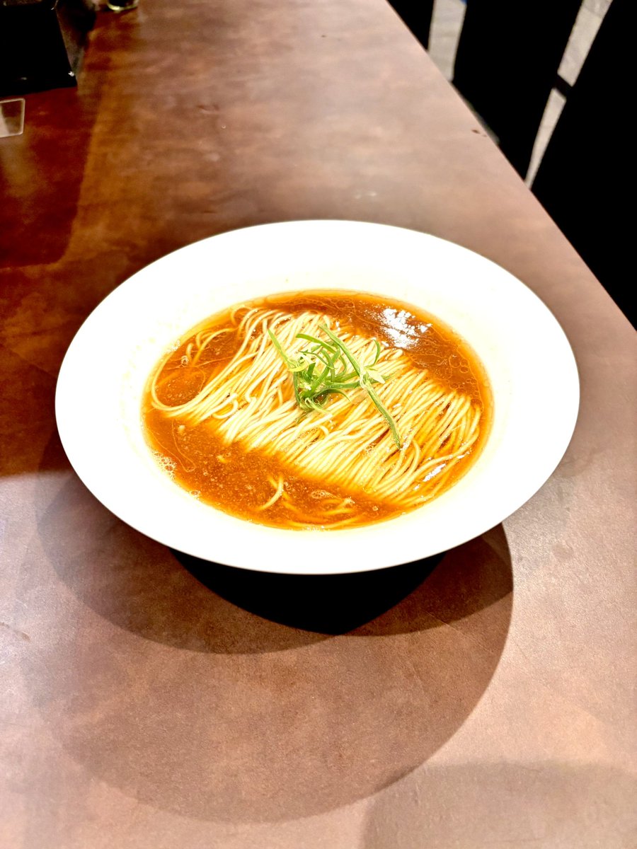 RAMEN_KAIBUTSU's tweet image. 本日も11時から通常通りオープン🍜
天気最高☀️ラーメン日和🍜
