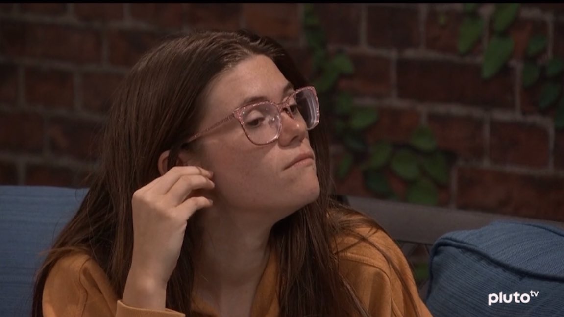 TribalEnjoyer's tweet image. So there’s this absolute diva who volunteered for the block to help her closest ally, talked herself into a grave, somehow got out of that grave, easily won blockbuster against a huge physical threat, still voted wrong, and lived to see week 2 #bb27