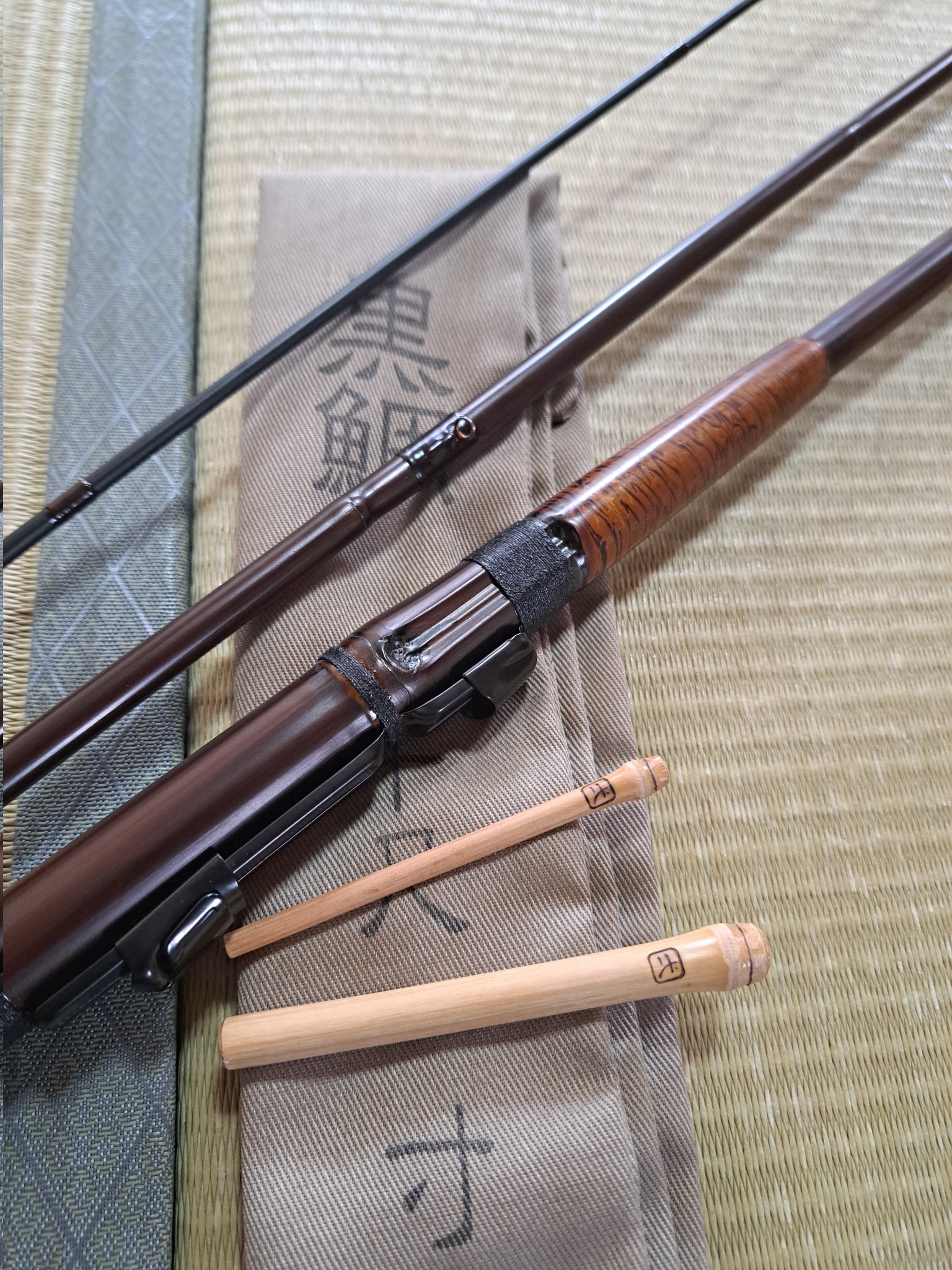 クチボソ 竹製 和竿 61h7BNyFvoL._UF350,350_QL50_.jpg