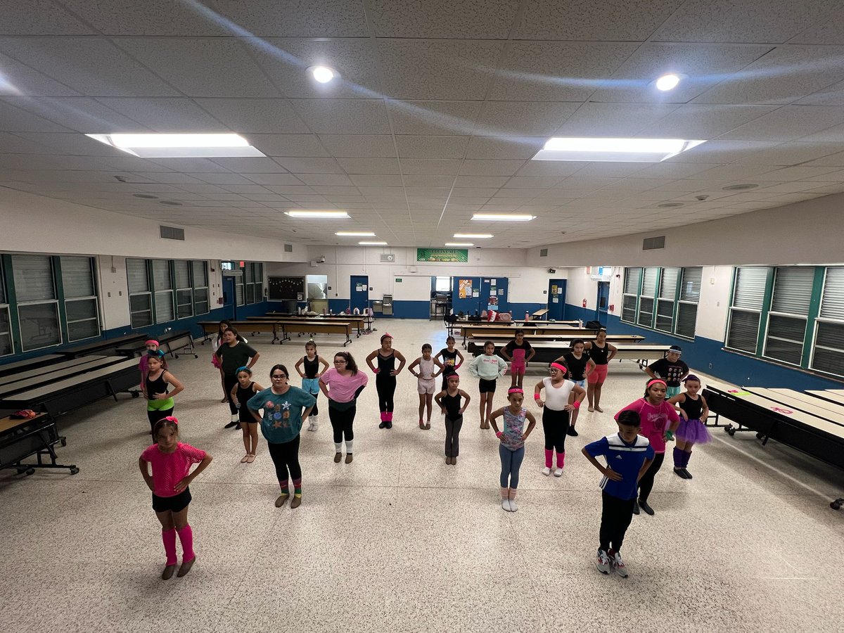 MAMilamK8's tweet image. Happy faces and school spirit, as our Emeralds gear up for the new year at Dance Camp.💚
#iammilam
#YourBestChoiceMDCPS
@MDCPS @SuptDotres @MDCPSNorth @aniteach @YeseniaAponte05 @RobertoAlonsoFL