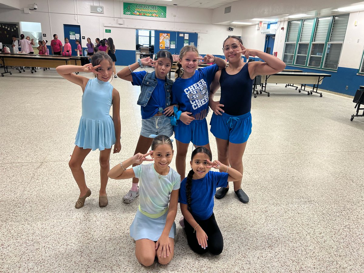 MAMilamK8's tweet image. Happy faces and school spirit, as our Emeralds gear up for the new year at Dance Camp.💚
#iammilam
#YourBestChoiceMDCPS
@MDCPS @SuptDotres @MDCPSNorth @aniteach @YeseniaAponte05 @RobertoAlonsoFL