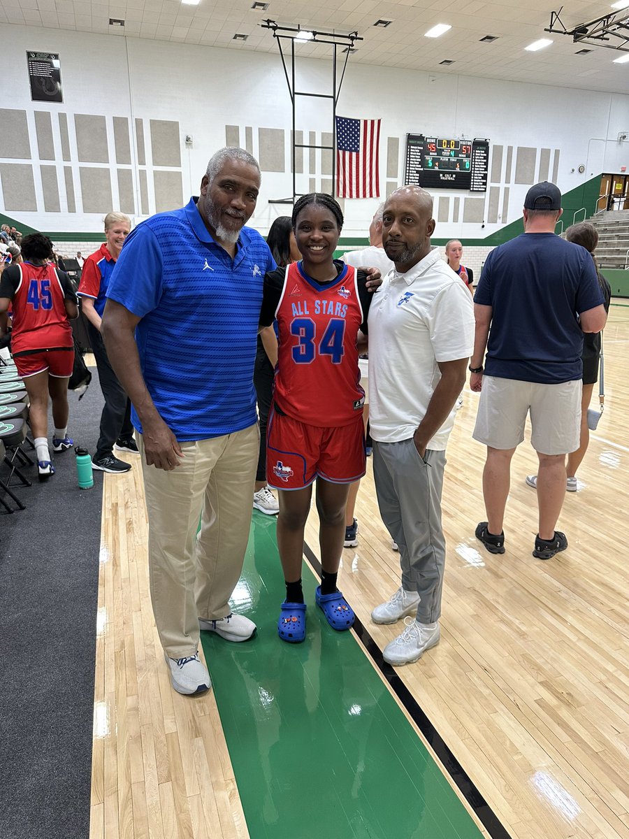 Tyler Lions Girls Basketball (@tylerlionsgb) on Twitter photo Great job <a href="/AustinTGCA/">TGCA</a> All Star game <a href="/bralyahmiller/">Bralyah Miller</a> True ALL STAR 💫
#owow
<a href="/TylerISD_Ath/">Tyler ISD Athletics</a> <a href="/J_MOtivated/">Jayme Moore</a> <a href="/PhilHicksETFS/">Phil Hicks</a> <a href="/ScoobRay93/">Bobby Reynolds</a> Great job <a href="/AustinTGCA/">TGCA</a> All Star game <a href="/bralyahmiller/">Bralyah Miller</a> True ALL STAR 💫
#owow
<a href="/TylerISD_Ath/">Tyler ISD Athletics</a> <a href="/J_MOtivated/">Jayme Moore</a> <a href="/PhilHicksETFS/">Phil Hicks</a> <a href="/ScoobRay93/">Bobby Reynolds</a>