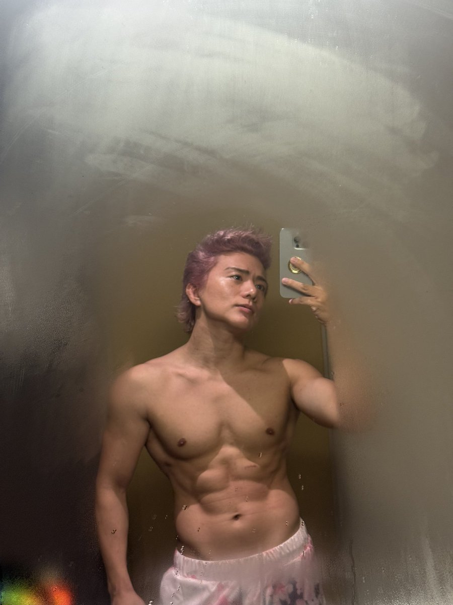 yushi0409sakura's tweet image. good morning☀️
tomorrow landのために身体作った
“I built this body for Tomorrowland.”
@tomorrowland
