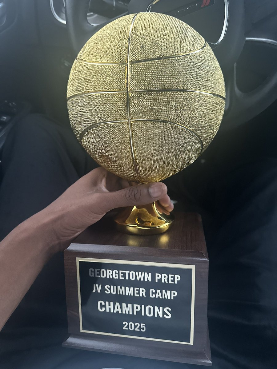 Congratulations <a href="/FlintHillHoops/">Huskies</a> and Coach Maurice Crowell on winning the Georgetown Prep JV Summer League Championship!!!