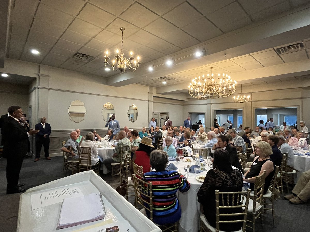 BrownforSC's tweet image. Great to be in Georgetown tonight for their County Party Dinner. Democrats across the state are fired up to retire Lindsey!