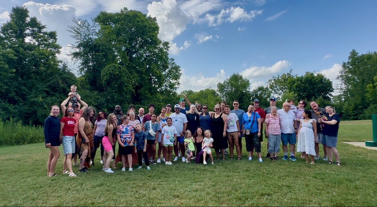 ajgunnmd's tweet image. Fun time this past weekend with the #IRad attendings, techs, nurses, and their families at the park. Such a great and welcoming team @UKY_IR!