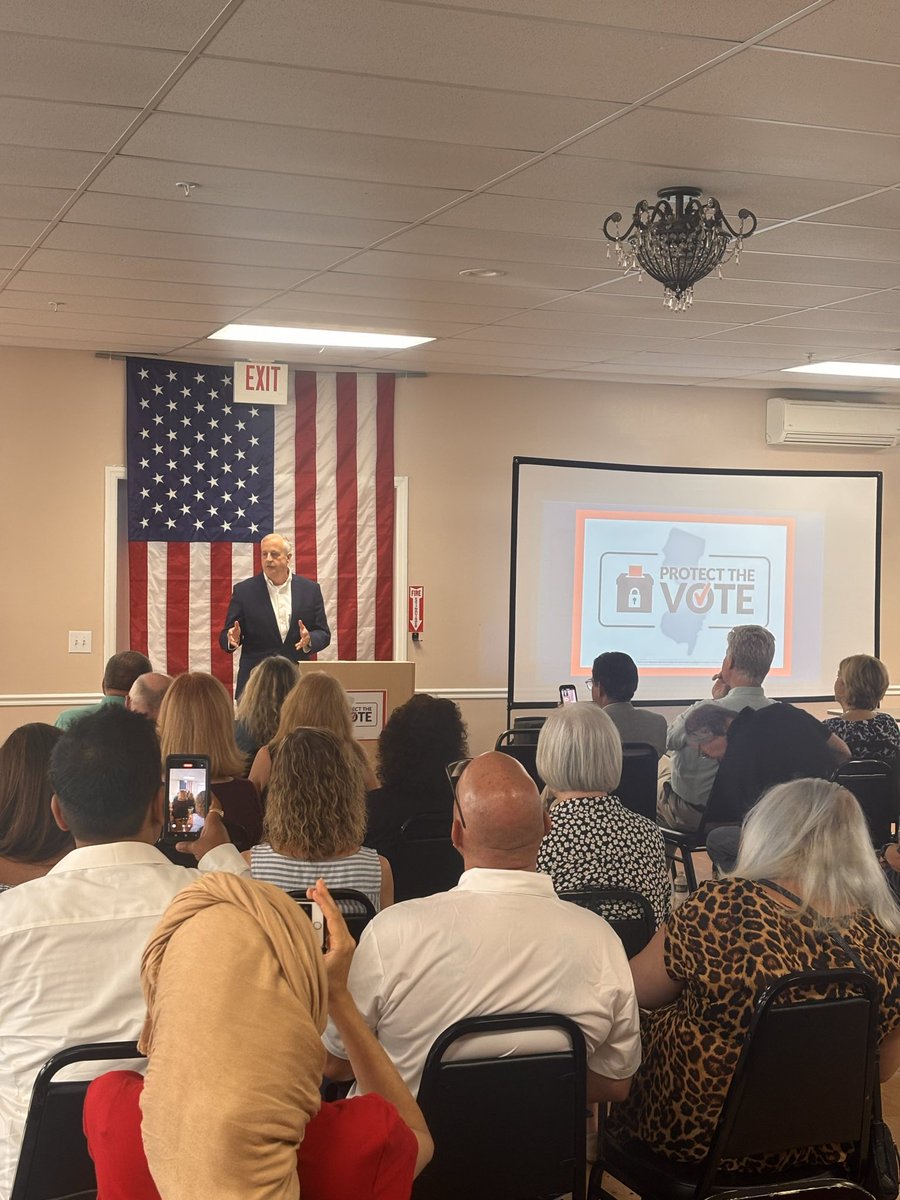 ChairmanWhatley's tweet image. It was great to be in New Jersey tonight at the Protect the Vote training in Lodi!
We need a secure election in November - that’s why we’re on the ground in New Jersey training our volunteers with this vital information. If you want to get involved go to ProtectTheVote.com