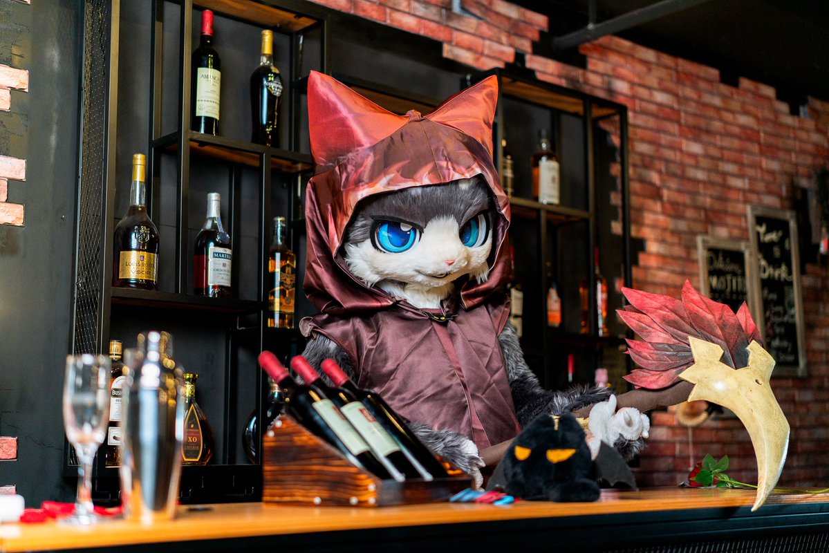 #FursuitsFriday 
最近好忙懒得发毛五了都，下周得闲的好好玩玩

📷：小华
