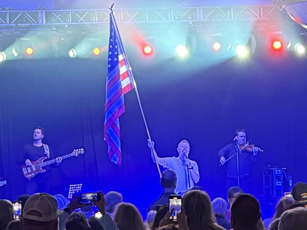 HunterNation's tweet image. We want to give a HUGE birthday shoutout to Hunter Nation board of director, @cmorganmusic !!