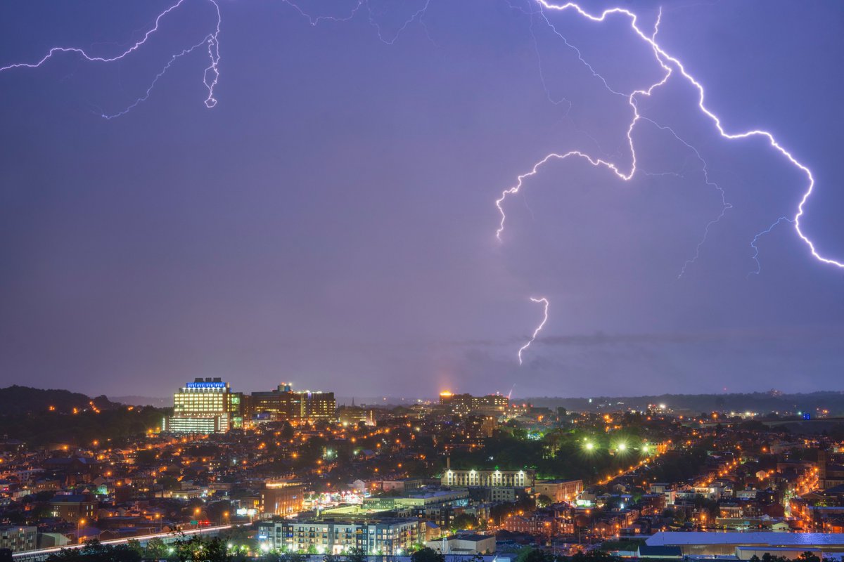 DaveDiCello's tweet image. While my lens wasn't quite wide enough to capture this entire lightning strike last night, it was still pretty cool to see it light up the sky over Lawrenceville. Storms always seem to strengthen as they move neyond #Pittsburgh, and that was certainly the case here.