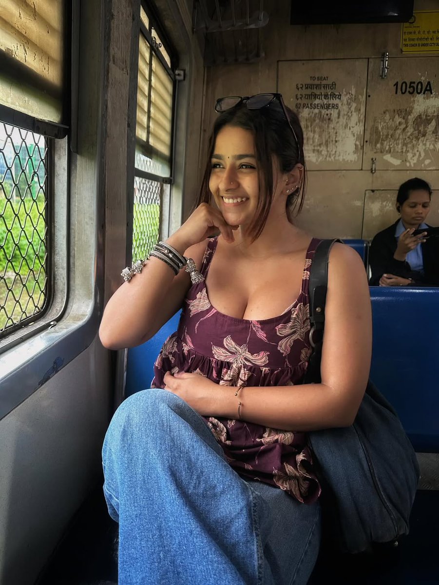 Kumar11619039's tweet image. 𝗂𝗓𝗁𝖺𝖺𝗋 𝗄𝖾 𝖻𝖺𝖺𝖽 𝗆𝗈𝗁𝖺𝖻𝖻𝖺𝗍 𝗓𝖺𝖺𝗒𝖺 𝗁𝗈𝗃𝖺𝗍𝗂 𝗁𝖺𝗂𝗇🍂 #suhufam