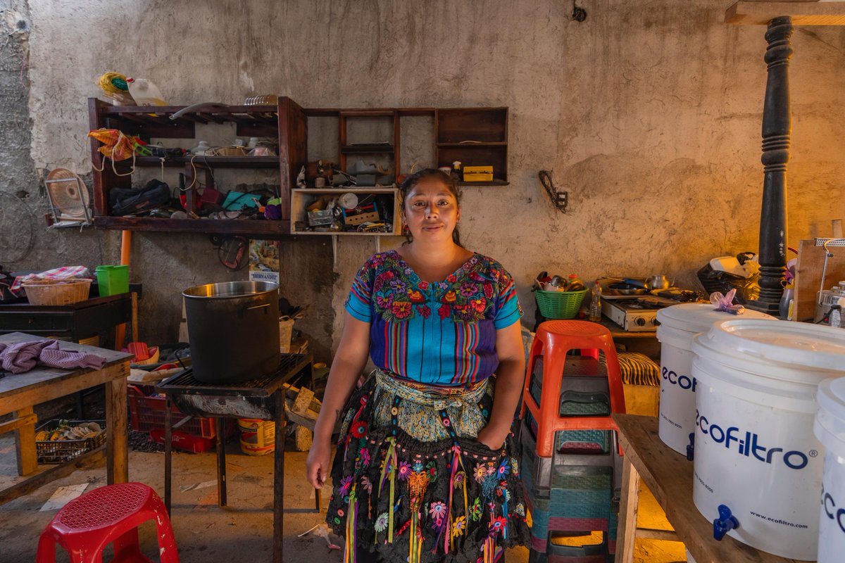 WCKitchen's tweet image. In Guatemala, WCK is leaning on local knowledge to support communities impacted by recent earthquakes. In Santa María de Jesús, where many homes and buildings were damaged, Doña Lucía helped organize neighbors and worked alongside our team to ensure meal distribution ran…