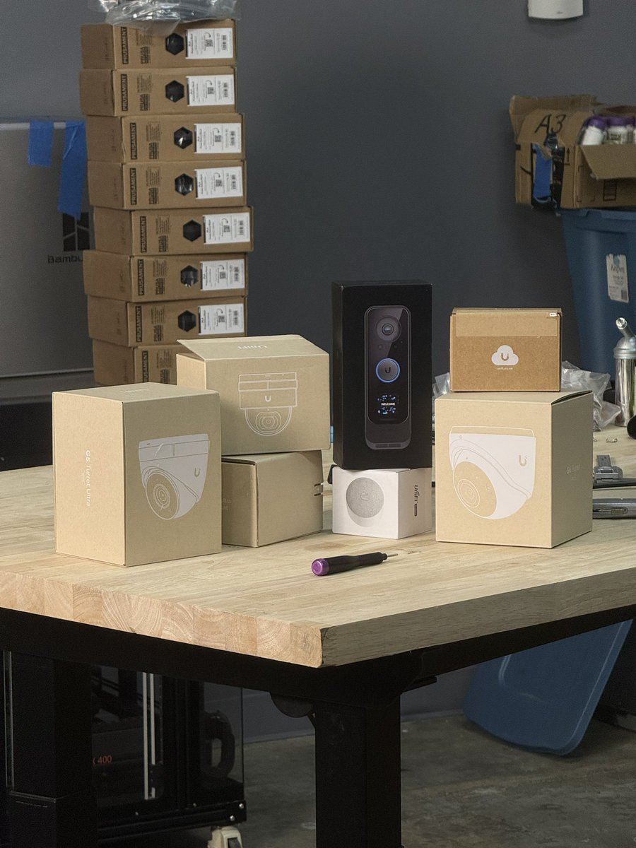 MandicReally's tweet image. Just some of the new Security setup coming to the studio care of @Ubiquiti!