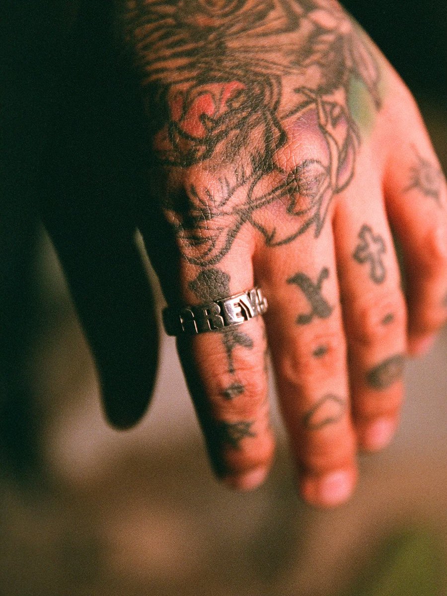 G59RECORDS's tweet image. GREY59RECORDS SPRING / SUMMER 25 AVAILABLE THIS SATURDAY 7/19 @ 2PM CST - LOOKBOOK GOES LIVE TOMORROW @ 11AM CT
📸: @dill35mm