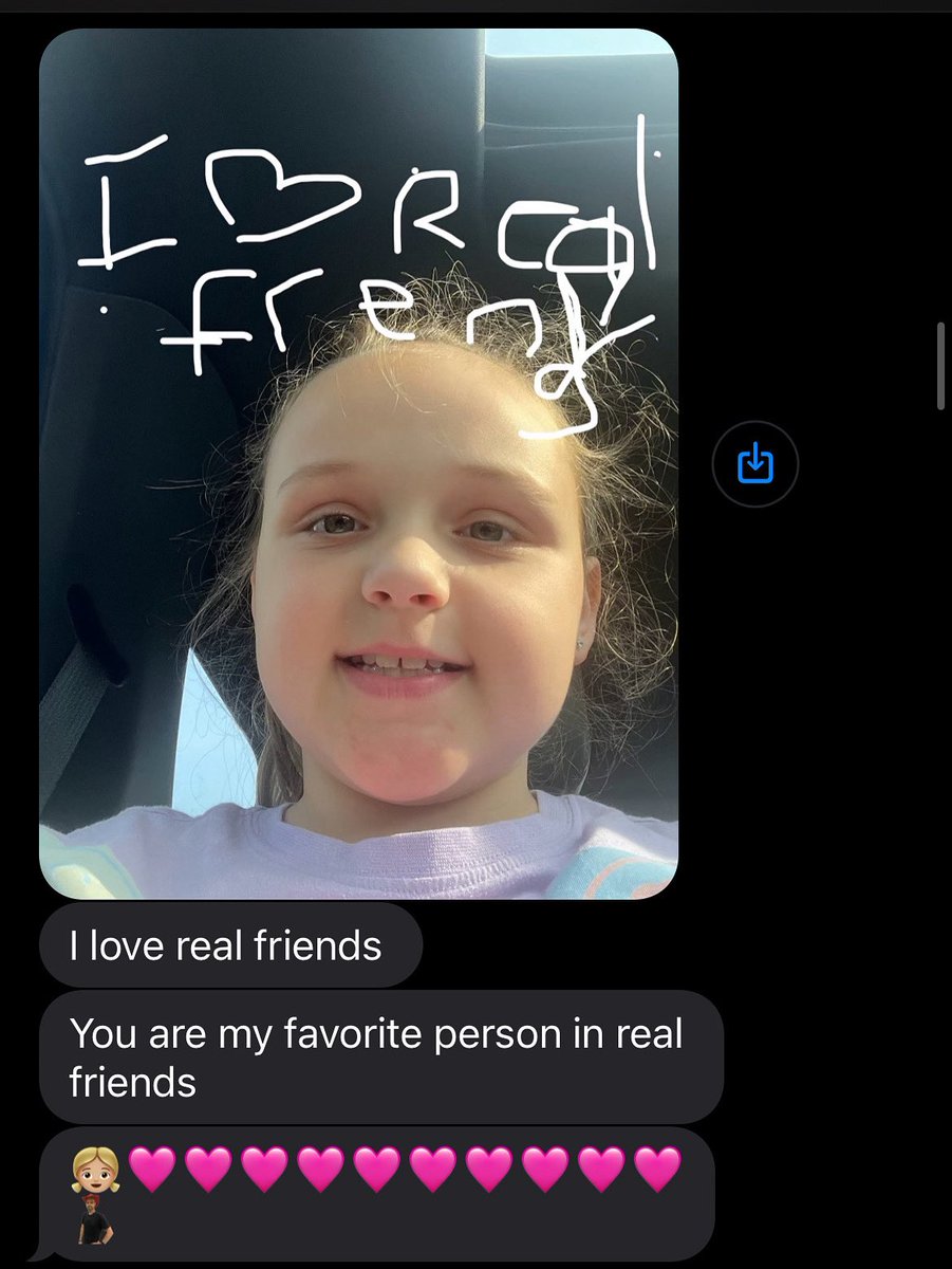 realfriendsband's tweet image. Say hi to my niece Cora. She loves “Real Frends”. She sent me this from my sister’s phone. LOL.