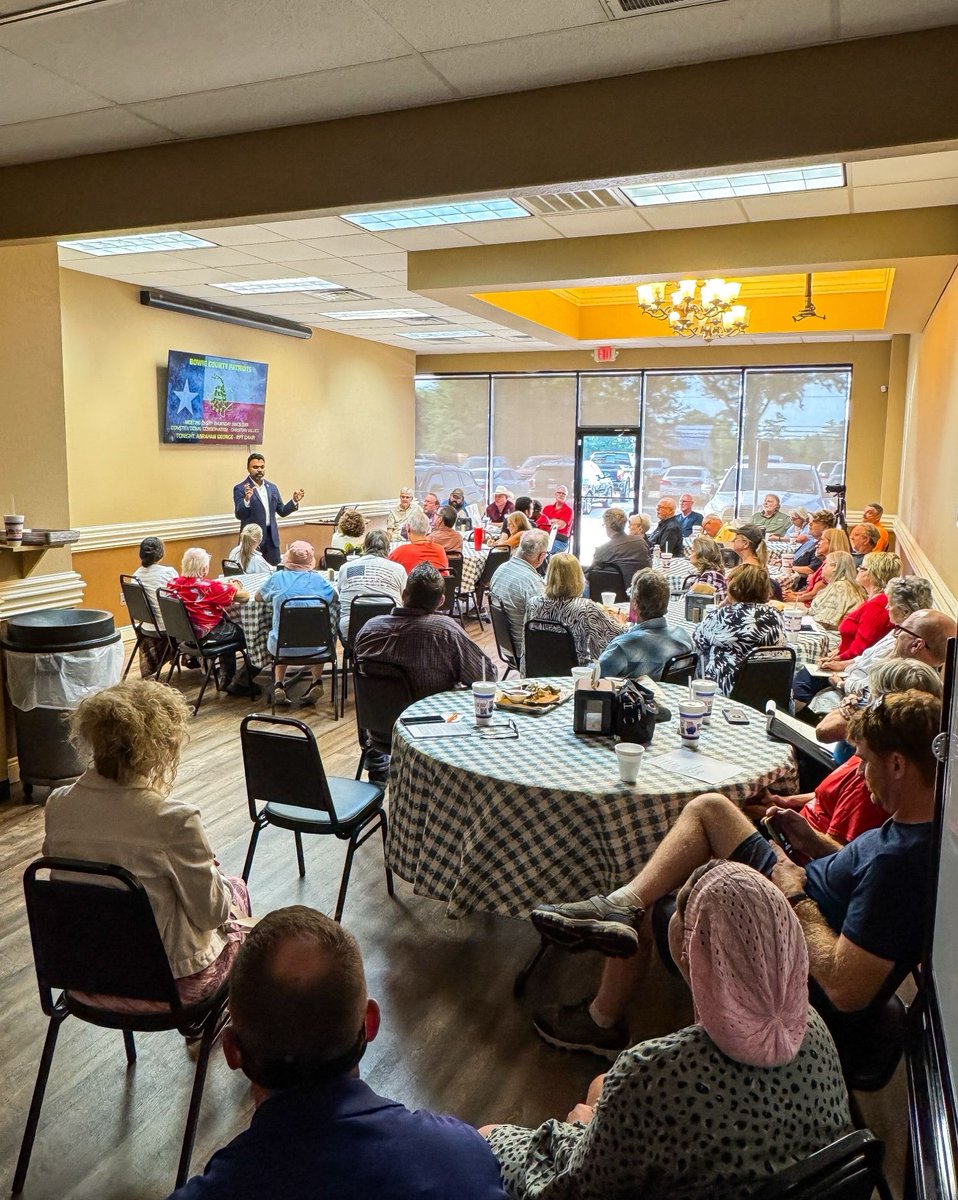 TexasGOP's tweet image. It’s always a privilege to speak on the issues that matter most: conservative values, the current state of the legislature, election integrity, and more. Thanks to the Bowie County Patriots for a strong showing and great conversation with Chairman @abrahamgeorge!