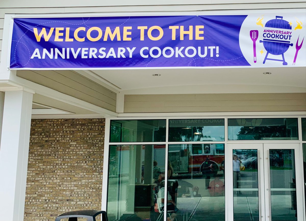MikeOdioso's tweet image. Glad I attended this pm Bethany House Anniversary Cookout in Bond Hill. Toured with CEO Peg Dierkers & learned more about how Bethany House efficiently helps newly homeless families transition to sustainable housing and meshes with other resources throughout Hamilton County. 😀