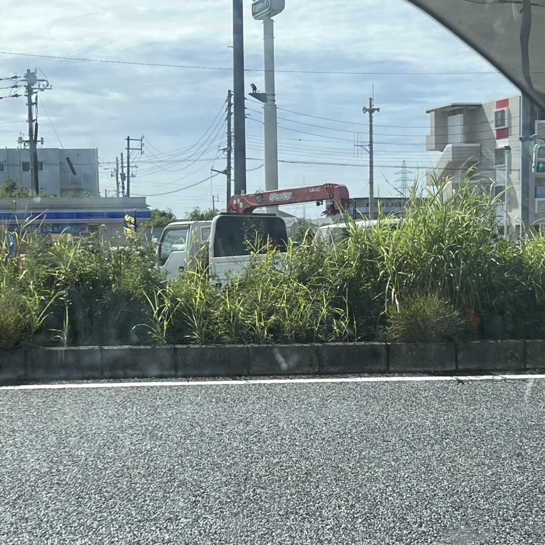 localOKINAWA's tweet image. 【沖縄県地元情報局】
58号線 読谷村 大湾シティ前
南向け事故の為渋滞しています。
お急ぎの方はご注意下さい!
シェアお願いします‼︎
”ゆいまーる”で実現する地域の移動手段
女性専用ライドシェアWely
⇩みてみる⇩
wayslink.me/wely-info/