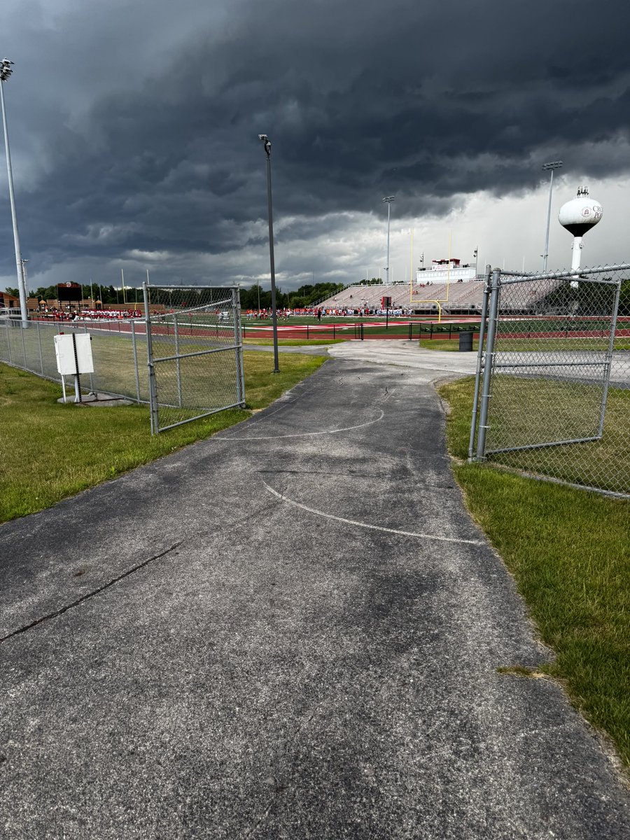HFVikingFTBL's tweet image. Thanks for hosting us, and a great evening of competition @CPdogsfootball !