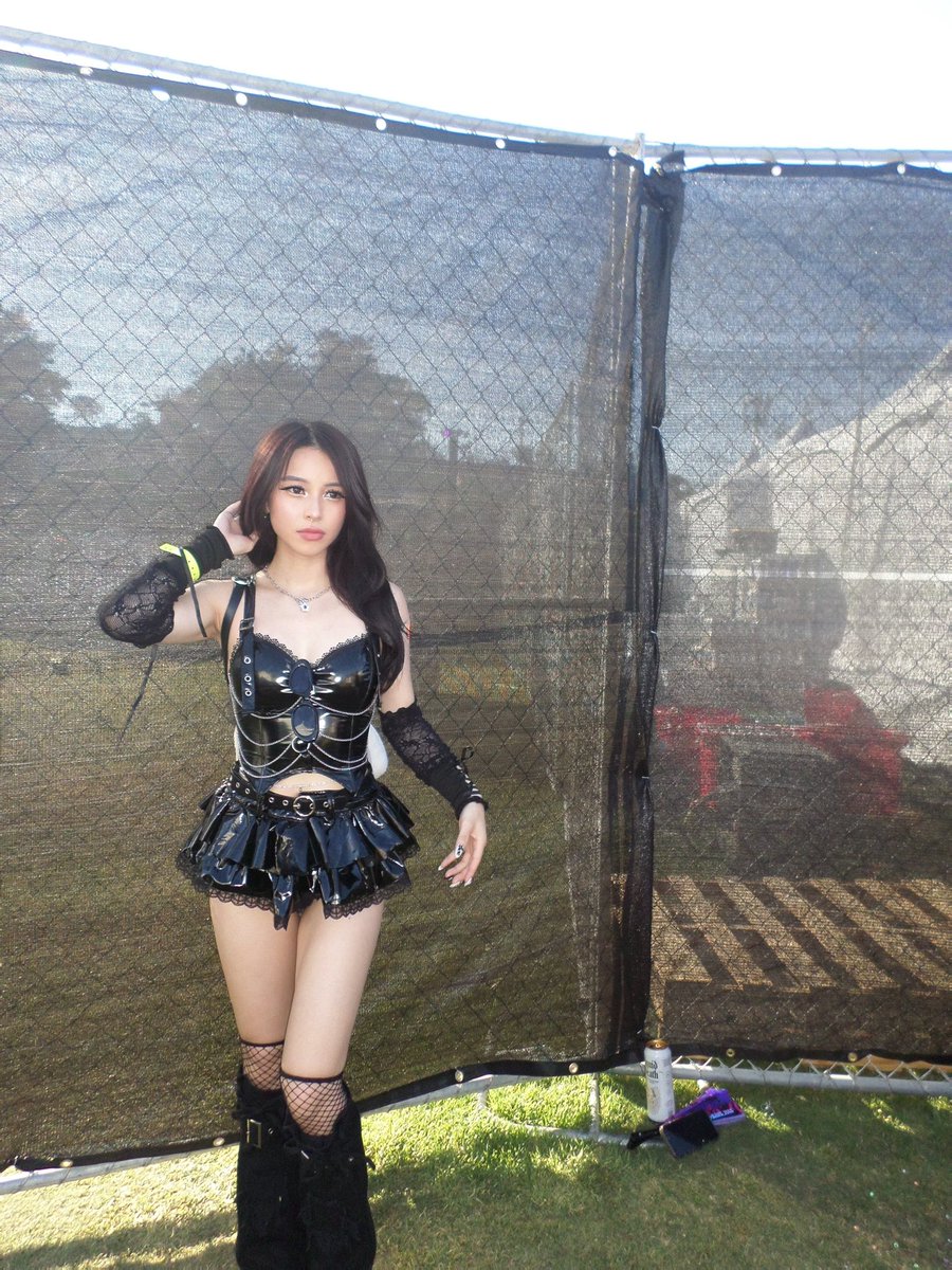 amanda ᡣ𐭩ྀིྀ₊ ⊹ tweet media