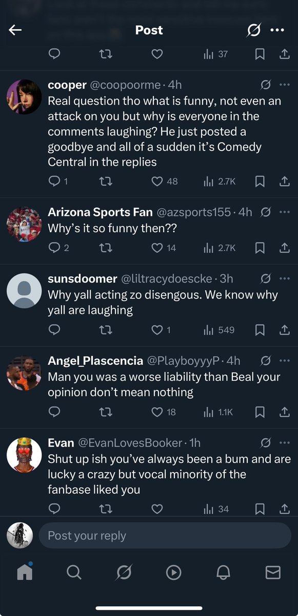 forthefacts's tweet image. Suns fans are losing their minds over emojis. This is what zero championships does to a fanbase. Absolute poverty franchise with the worse fanbase in the NBA I’m crying 😭
