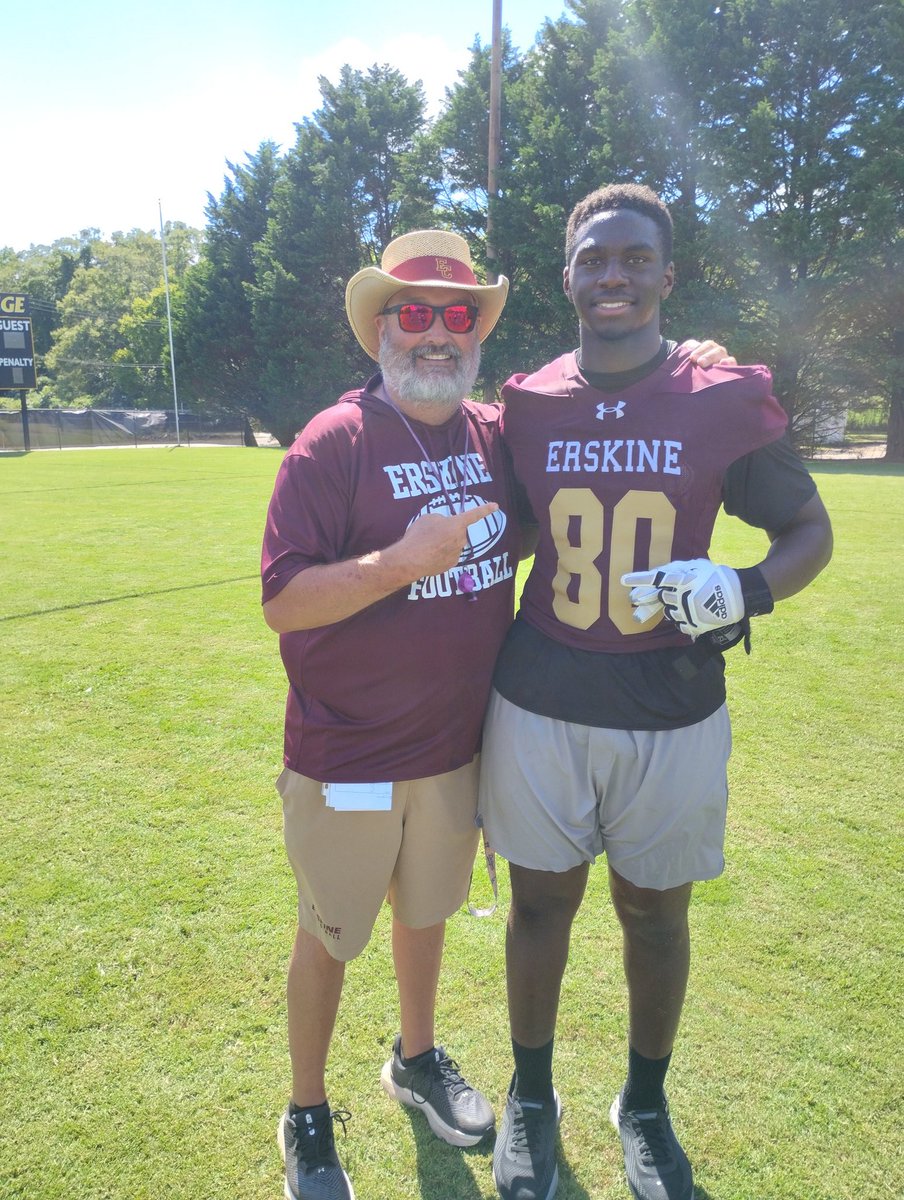 Had a great time at <a href="/FleetFB/">Erskine Football</a> camp today <a href="/SFBruinFootball/">South Florence Football</a> <a href="/CoachCWard1/">Casey Ward</a> <a href="/icoachfb/">Christopher Williams</a> <a href="/CoachNelsonOL/">Bryce Nelson</a> <a href="/shapboyd26/">Shap Boyd</a>