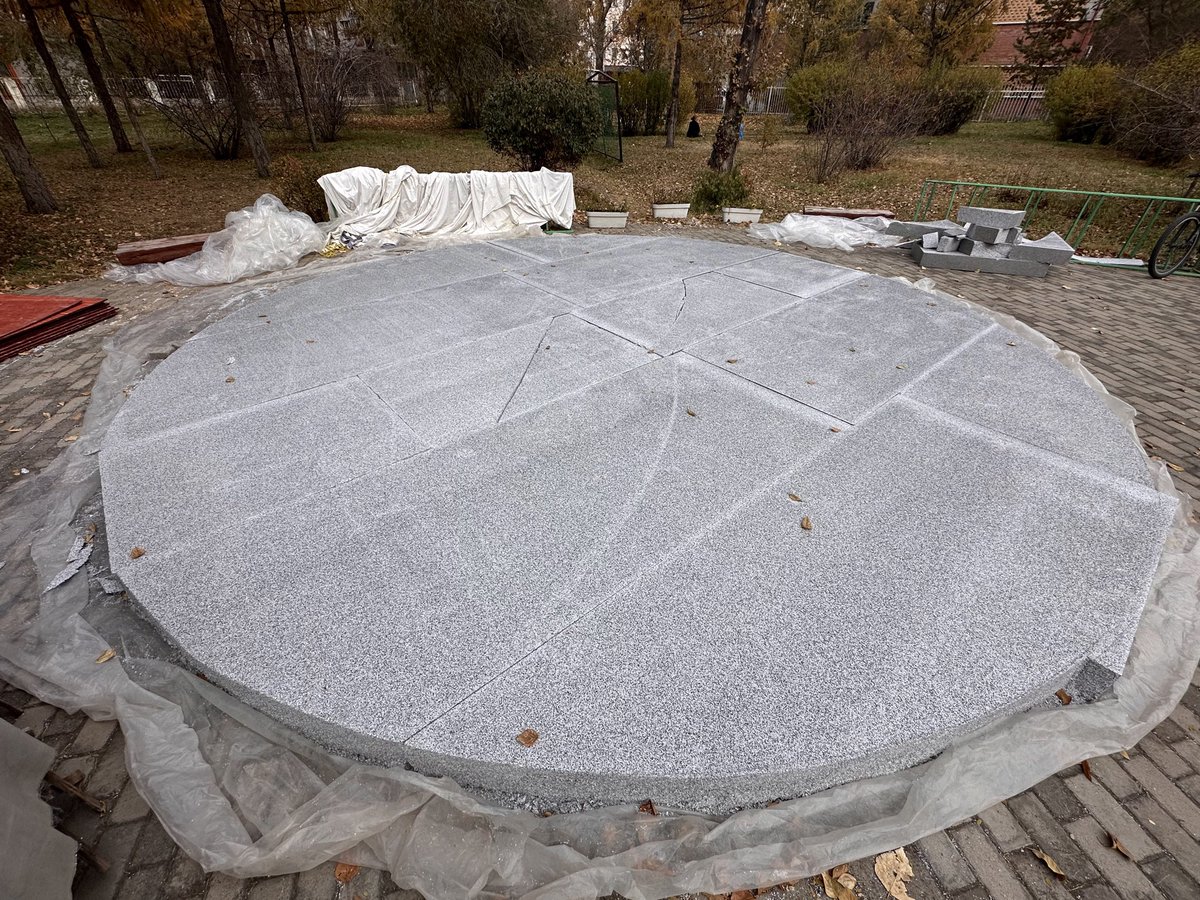 226тэрбумаар 200мянган айлын гал түлэлтийг 2дахин бууруулах  боломжтой. Зөвхөн шалыг дулаалахад ийм үр дүн гарах нь тогтоогдсон!

Мэдээж дулаалгыг айлд зээлээр олгоно! Бидний татварын мөнгө хэвээр үлдэнэ. Ойлгож байна уу? Ер нь?