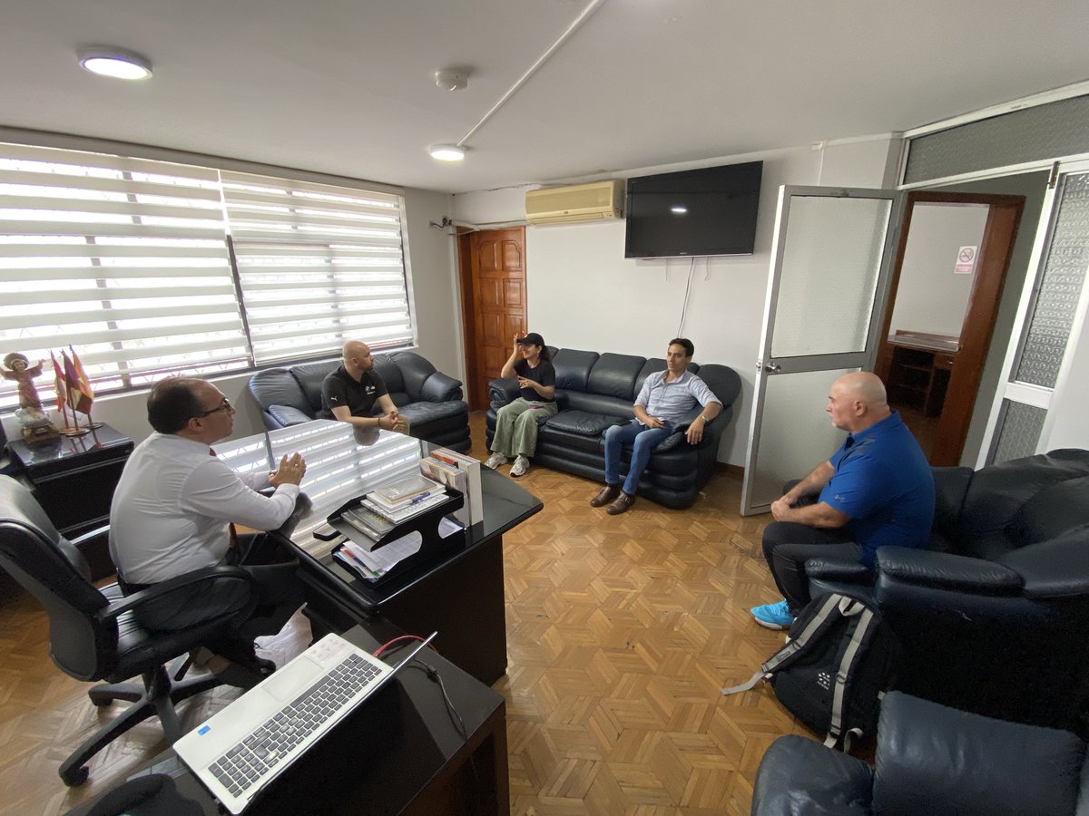 El día de hoy el Presidente del CPE, Iván Unda, junto al DTM, Nelson Ortiz, mantuvieron una reunión con el titular de FeDe Imbabura, Mgst. Fredy Rosero, para buscar alianzas Interinstitucionales entre varias organismos, y visitaron a los deportistas del Centro de Desarrollo.