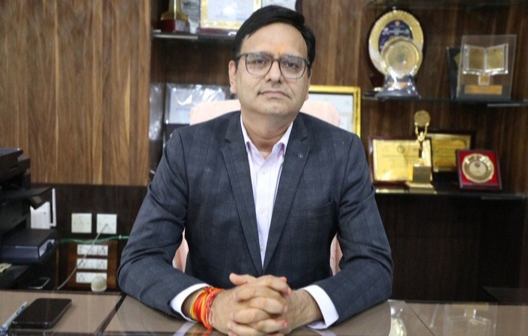 Tikamgarh Collector (@tikamgarhc) on Twitter photo рдЬрд┐рд▓реЗ рдореЗрдВ рдЕрддреНрдпрдзрд┐рдХ рдмрд╛рд░рд┐рд╢ рд╣реЛрдиреЗ рдХреЗ рдХрд╛рд░рдг рдмрд╛рдврд╝ рдПрд╡рдВ рдЬрд▓ рднрд░рд╛рд╡ рдХреА рд╕реНрдерд┐рддрд┐ рдирд┐рд░реНрдорд┐рдд рд╣реЛ рдЧрдИ рд╣реИ, рдЬрд┐рд╕рдХреЗ рдХрд╛рд░рдг рдЬрд┐рд▓реЗ рдХреА рд╕рднреА рд╕рдВрд╕реНрдерд╛рдУрдВ рдореЗрдВ рдЫрд╛рддреНрд░-рдЫрд╛рддреНрд░рд╛рдУрдВ рдХрд╛ рдЕрд╡рдХрд╛рд╢ рдШреЛрд╖рд┐рдд рдХрд┐рдпрд╛ рдЧрдпрд╛ рд╣реИред рд╢рд┐рдХреНрд╖рдХ рдЕрдкрдиреА-рдЕрдкрдиреА рд╕рдВрд╕реНрдерд╛рдУрдВ рдореЗрдВ рдЙрдкрд╕реНрдерд┐рдд рд░рд╣реЗрдВрдЧреЗ: рд╢реНрд░реА рд╡рд┐рд╡реЗрдХ рд╢реНрд░реЛрддреНрд░рд┐рдп, рдХрд▓реЗрдХреНрдЯрд░ рдЯреАрдХрдордЧрдврд╝
<a href="/JansamparkMP/">Jansampark MP</a>
#tikamgarh рдЬрд┐рд▓реЗ рдореЗрдВ рдЕрддреНрдпрдзрд┐рдХ рдмрд╛рд░рд┐рд╢ рд╣реЛрдиреЗ рдХреЗ рдХрд╛рд░рдг рдмрд╛рдврд╝ рдПрд╡рдВ рдЬрд▓ рднрд░рд╛рд╡ рдХреА рд╕реНрдерд┐рддрд┐ рдирд┐рд░реНрдорд┐рдд рд╣реЛ рдЧрдИ рд╣реИ, рдЬрд┐рд╕рдХреЗ рдХрд╛рд░рдг рдЬрд┐рд▓реЗ рдХреА рд╕рднреА рд╕рдВрд╕реНрдерд╛рдУрдВ рдореЗрдВ рдЫрд╛рддреНрд░-рдЫрд╛рддреНрд░рд╛рдУрдВ рдХрд╛ рдЕрд╡рдХрд╛рд╢ рдШреЛрд╖рд┐рдд рдХрд┐рдпрд╛ рдЧрдпрд╛ рд╣реИред рд╢рд┐рдХреНрд╖рдХ рдЕрдкрдиреА-рдЕрдкрдиреА рд╕рдВрд╕реНрдерд╛рдУрдВ рдореЗрдВ рдЙрдкрд╕реНрдерд┐рдд рд░рд╣реЗрдВрдЧреЗ: рд╢реНрд░реА рд╡рд┐рд╡реЗрдХ рд╢реНрд░реЛрддреНрд░рд┐рдп, рдХрд▓реЗрдХреНрдЯрд░ рдЯреАрдХрдордЧрдврд╝
<a href="/JansamparkMP/">Jansampark MP</a>
#tikamgarh