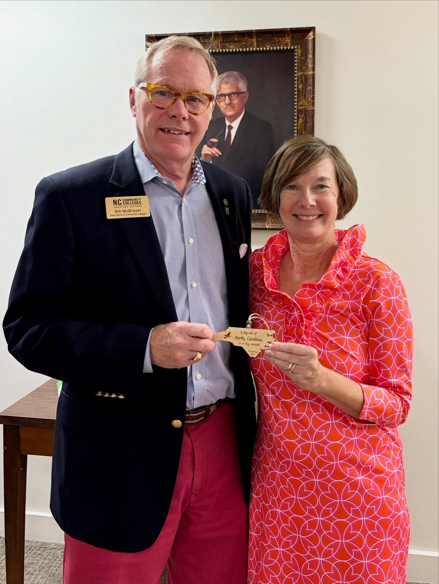 bill_bmcbrayer's tweet image. Honored to present the @NCLtGovernor with one of my coveted commemorative ornaments today at @NCCommColleges committee meetings in Raleigh.