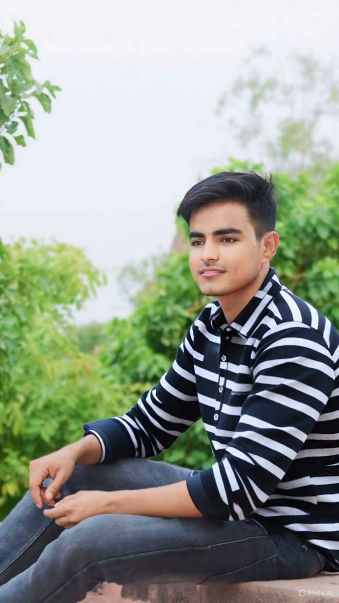 पूछना ये था, कि अच्छे दिन कब आयंगे..?

में  भारी नगर, बावड़ी, (जोधपुर)

आप कहाः से बताओ..?