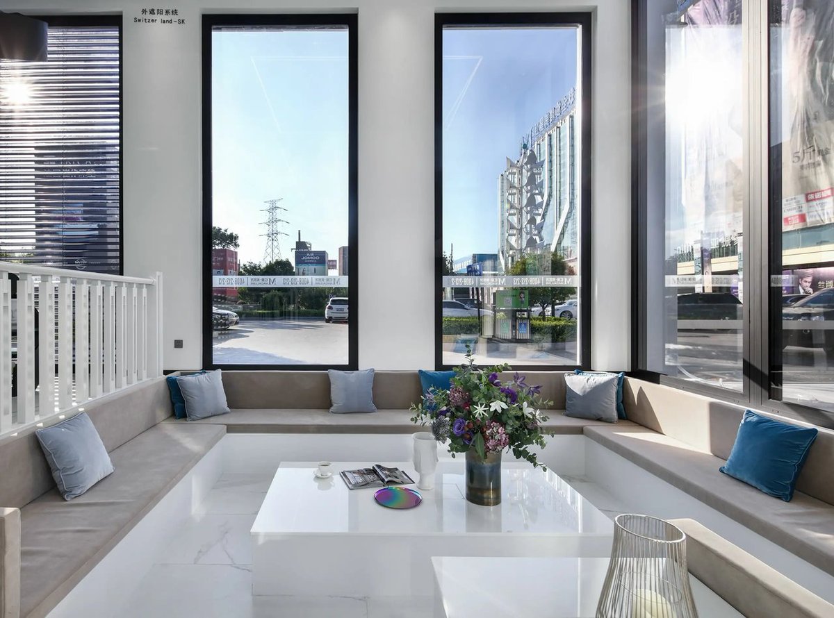 CIVROGroup's tweet image. 📩 What Matters Most to You When Sourcing Windows? Comment Below 👇
We want to hear from you! What matters most when selecting windows?
🔹 Sealing performance?   🔹 Wind resistance?   🔹 Ease of installation?  🔹 Or energy efficiency certification?
#CIVRO #WindowSelection