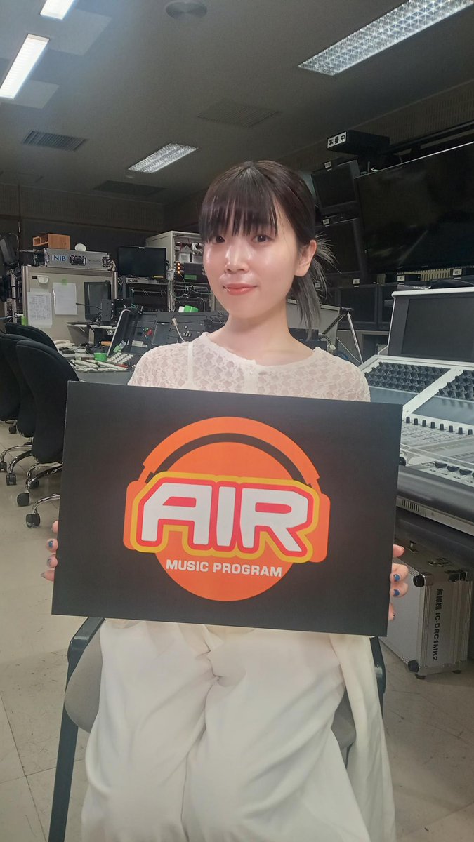 nib_air's tweet image. \7/21(月)25:39~OA📺/
来週の #AIR は?💿
■YouTube登録者26万人🎉
総再生回数8,000万回以上を誇り
作詞・作曲も手掛けるアーティスト👀✨
1つのジャンルに収まらない、
クリエイティブな才能と独自の世界観が特徴!!
「寄り添い人」としてリスナーの気持ちを代弁🍀
#野田愛実
ご紹介🙌