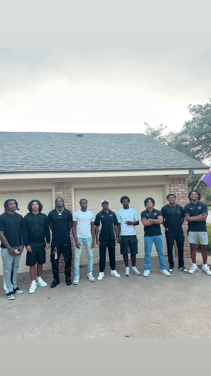 Love these dudes!!! My dawgs💯🤝🏾 <a href="/ACUFootball/">ACU Football</a> #GODSWARRIOR #GOWILDCATS
