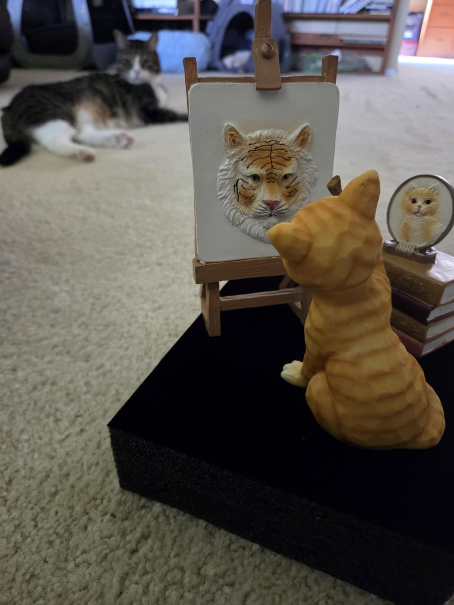vofstand cat artist's self-portrait

#vofstand
#cates 
#catdecor
#Tigers