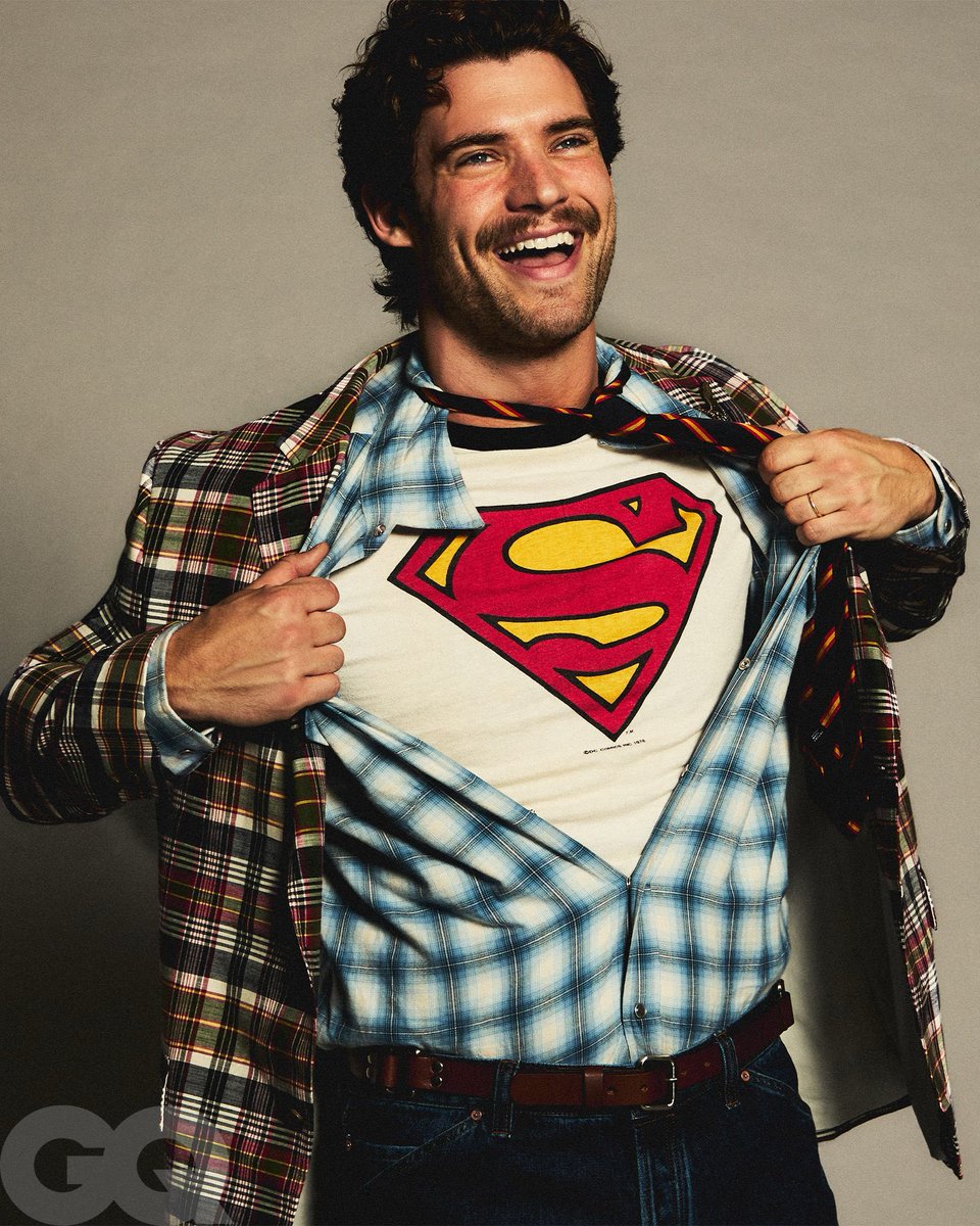 s1naronies's tweet image. cum in my caucasian jeans for david corenswet