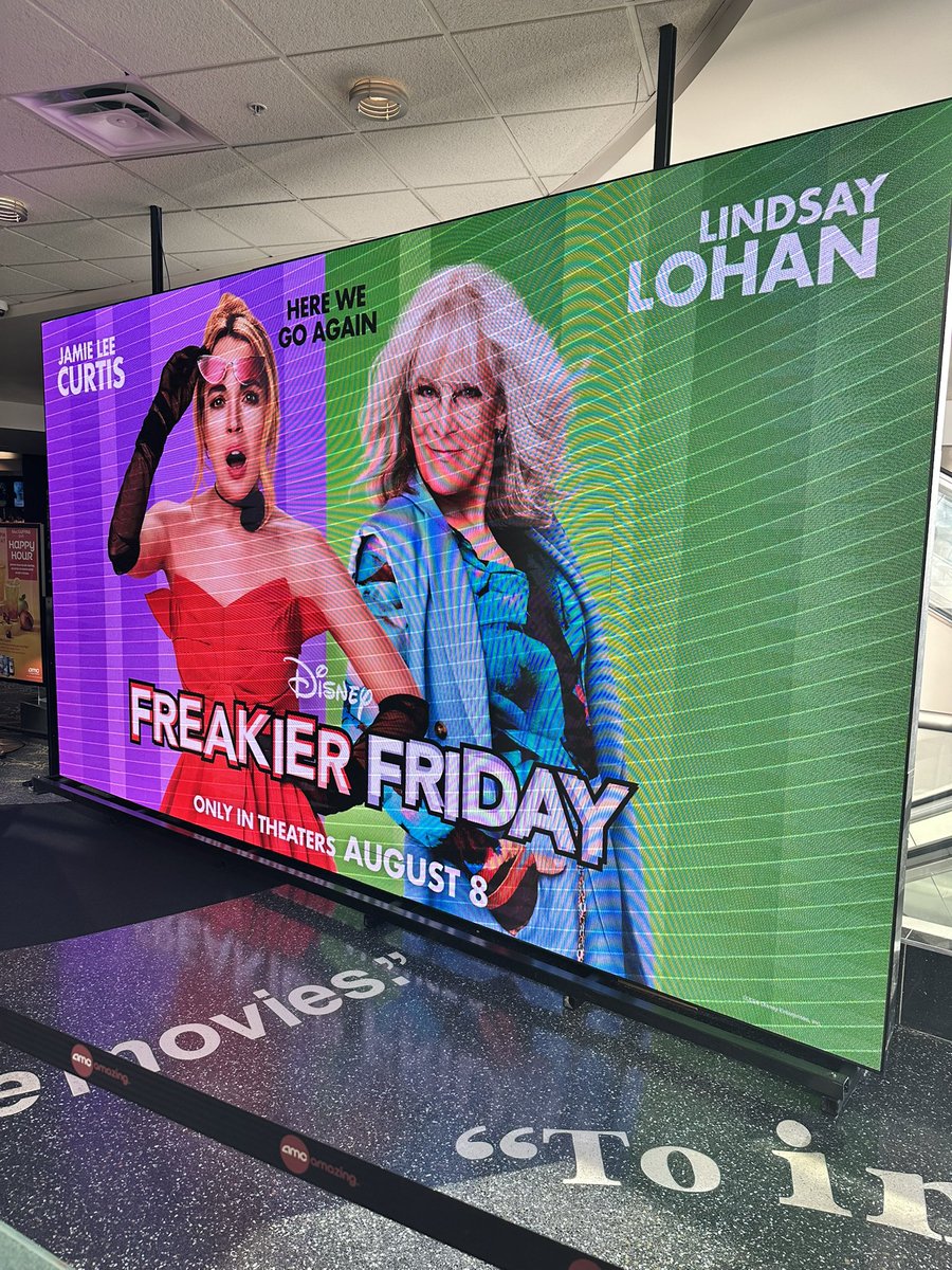 jeffconway's tweet image. Feeling like I’m 17 again, seeing this much-anticipated sequel early tonight! 🫶 🎸 #FreakierFriday @lindsaylohan #JamieLeeCurtis @DisneyStudios