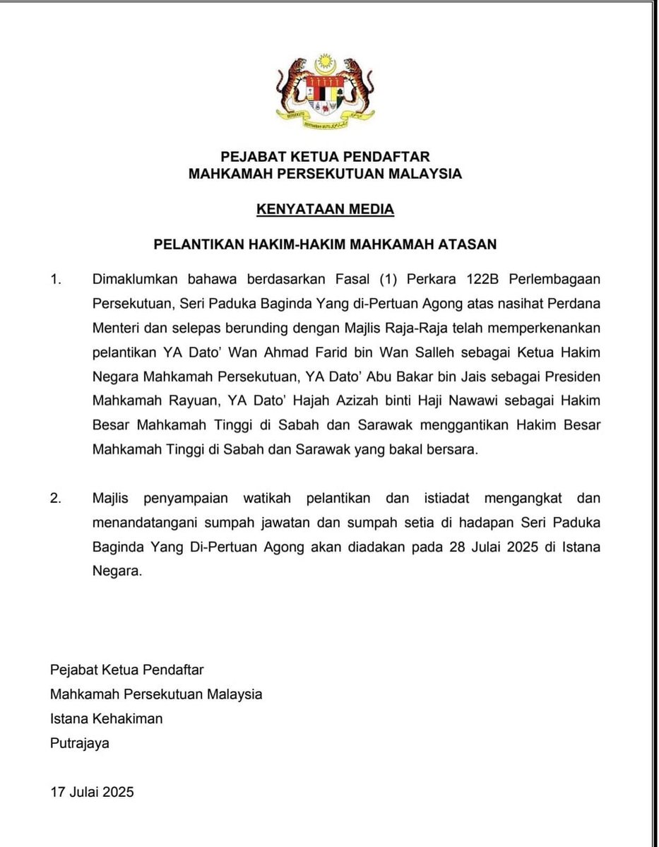imnormgoh's tweet image. In case you missed the announcement last night, Wan Ahmad Farid will be appointed as the next Chief Justice of Malaysia.
The official appointment will be held on July 28.
The position was left vacant in the past two weeks after the mandatory retirement of former Chief Justice…