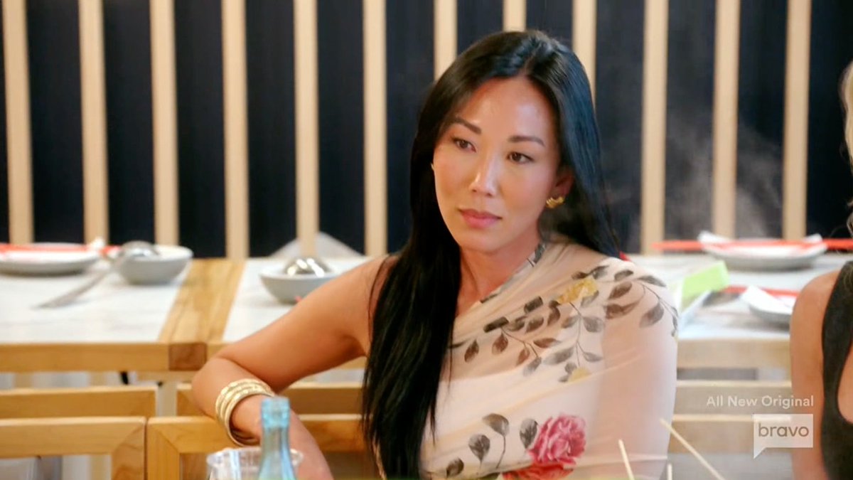 they hate katie cause her face card is eating all of them up! #RHOC