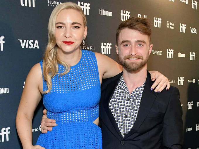 MmisterNobody's tweet photo. Daniel Radcliffe and his "girlfriend" https://t.co/ONYdSv7rqy