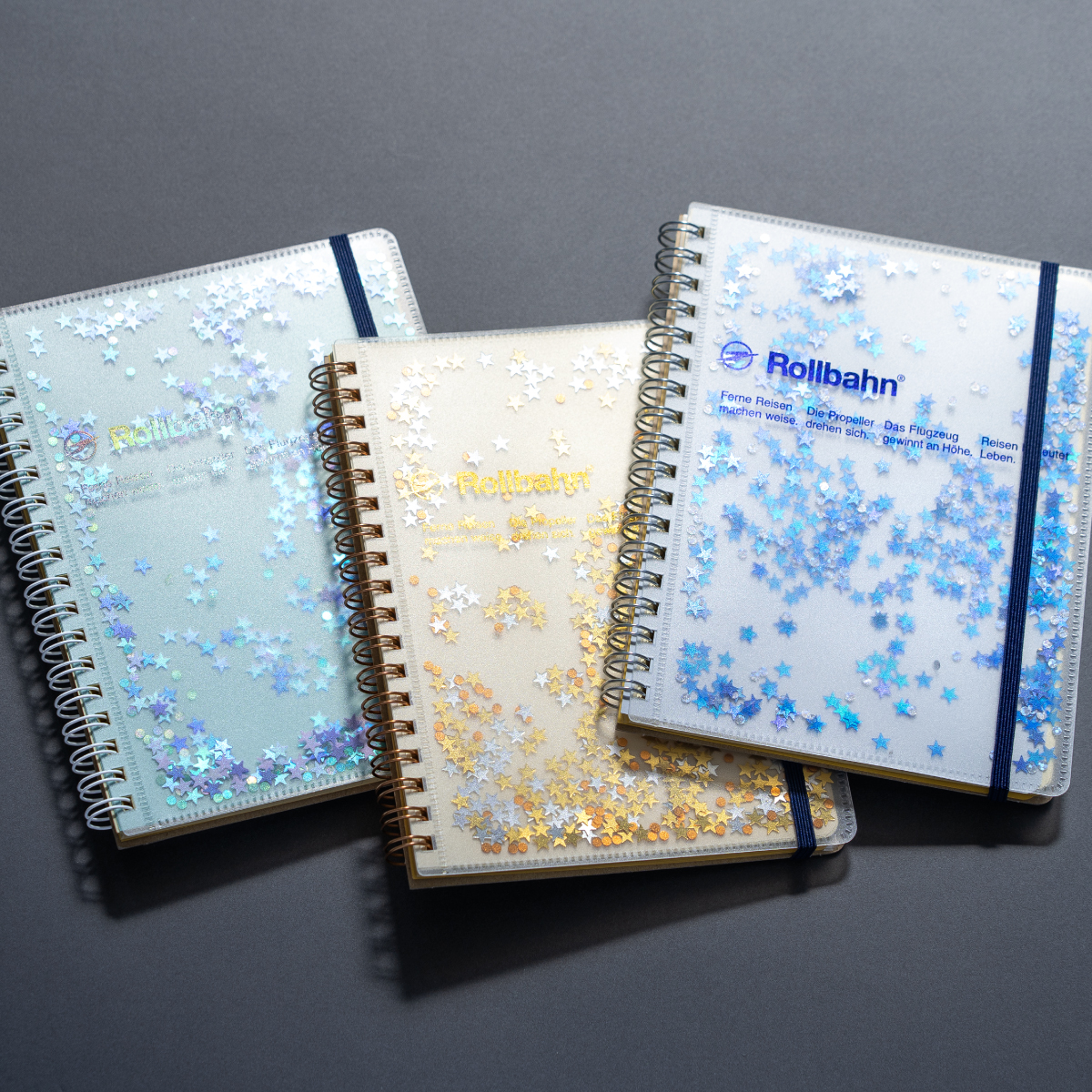 delfonics_jp's tweet image. 【DELFONICS Web Shop】ロルバーン ポケット付メモ Lの表紙に、星型や楕円型のスパンコールを封入した遊び心あふれる「ロルバーン グリッター」 。 Web Shopでは、7/25(金)11:30より、再入荷分の予約販売を受け付けます。詳細とご注意事項は以下よりご覧ください。
shop.delfonics.com/c/notebooks/50…