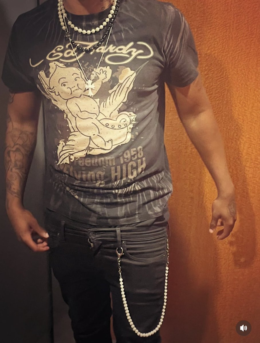 siyahhendrix's tweet image. 22!🥳