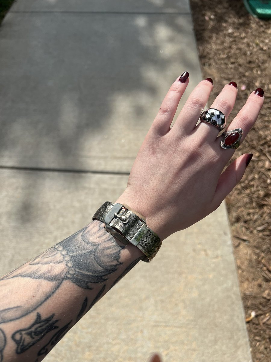 _Hexting's tweet image. Carnelian and Silver