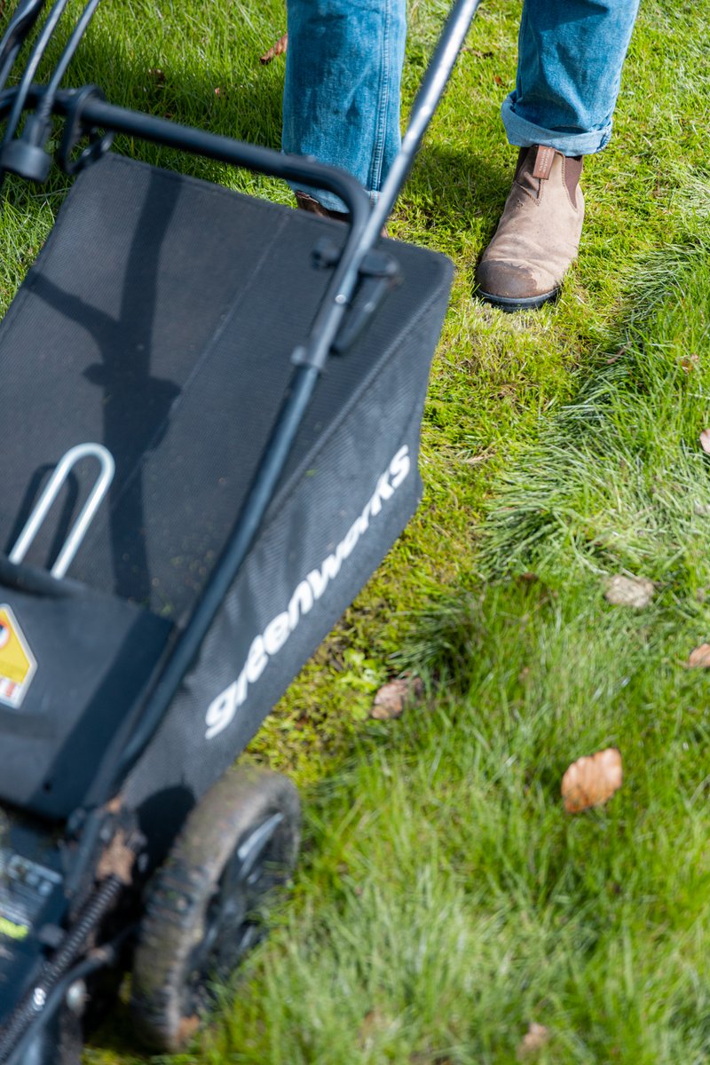 BCFireSmart's tweet image. An overgrown lawn can create a direct path for fire to reach your home.
This summer, take some time to reduce your wildfire risk by mowing your grass. Because a short, healthy lawn is a wildfire-resilient lawn.
For more tips and practical steps, visit: begins-at-home-guide.firesmartbc.ca