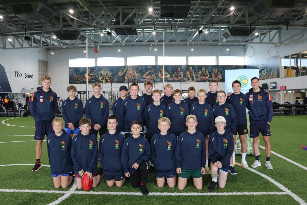 This week we teamed up with <a href="/Adelaide_FC/">Adelaide Crows</a> for the 7th Centre State 'Crows Country Kids Clinic' at West Lakes!
20 country clubs nominated their top 13–14 y.o. players for AFL insights, Q&amp;As with Nick Murray &amp; Isaac Cumming, and a training session.
Huge thanks to the Crows! 👏