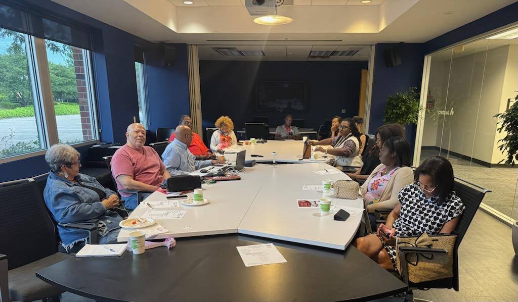 DetroitNABJ's tweet image. Thanks to @WWJ950 for hosting our monthly meeting. Joining us this evening were two of the Mandela Washington Fellows @WashFellowship visiting from Gambia and Cameroon. We also heard from the @NABJ candidates for v.p. digital and secretary. @waynestate
mandelawashingtonfellowship.org
