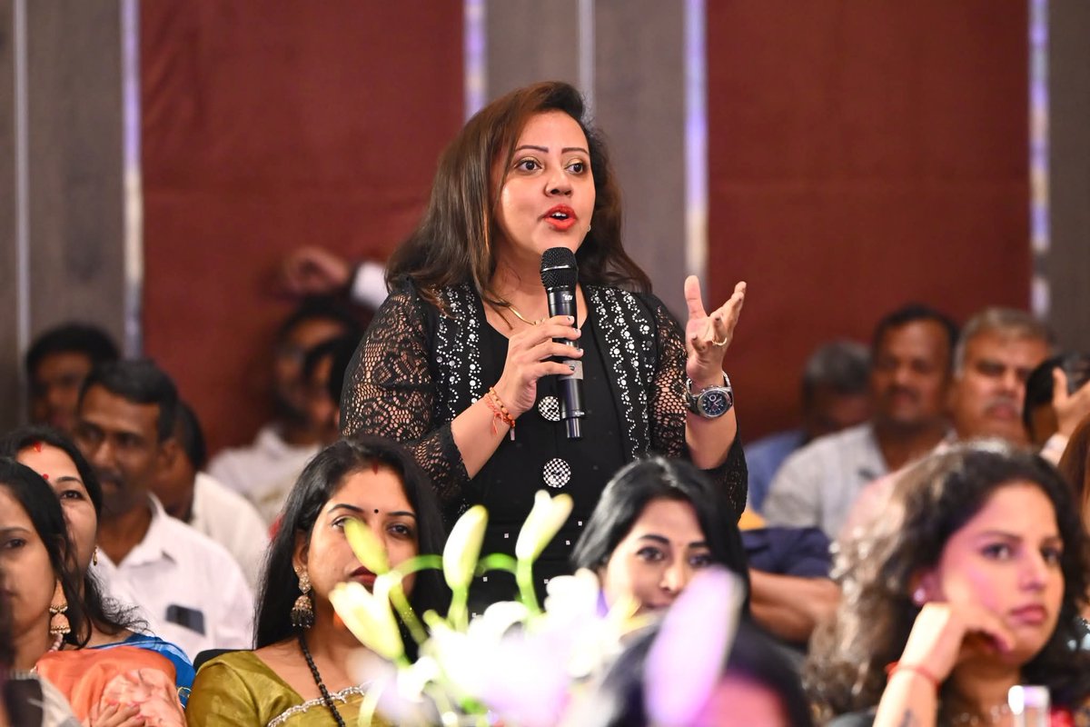AprajitaSarangi's tweet image. At Media Conclave organised by News Room in Bhubaneswar day before yesterday.
Talked about my works so far and answered the queries of attendees pertaining to Odisha / India.
Good suggestions came.
Enriching , indeed !
@PMOIndia