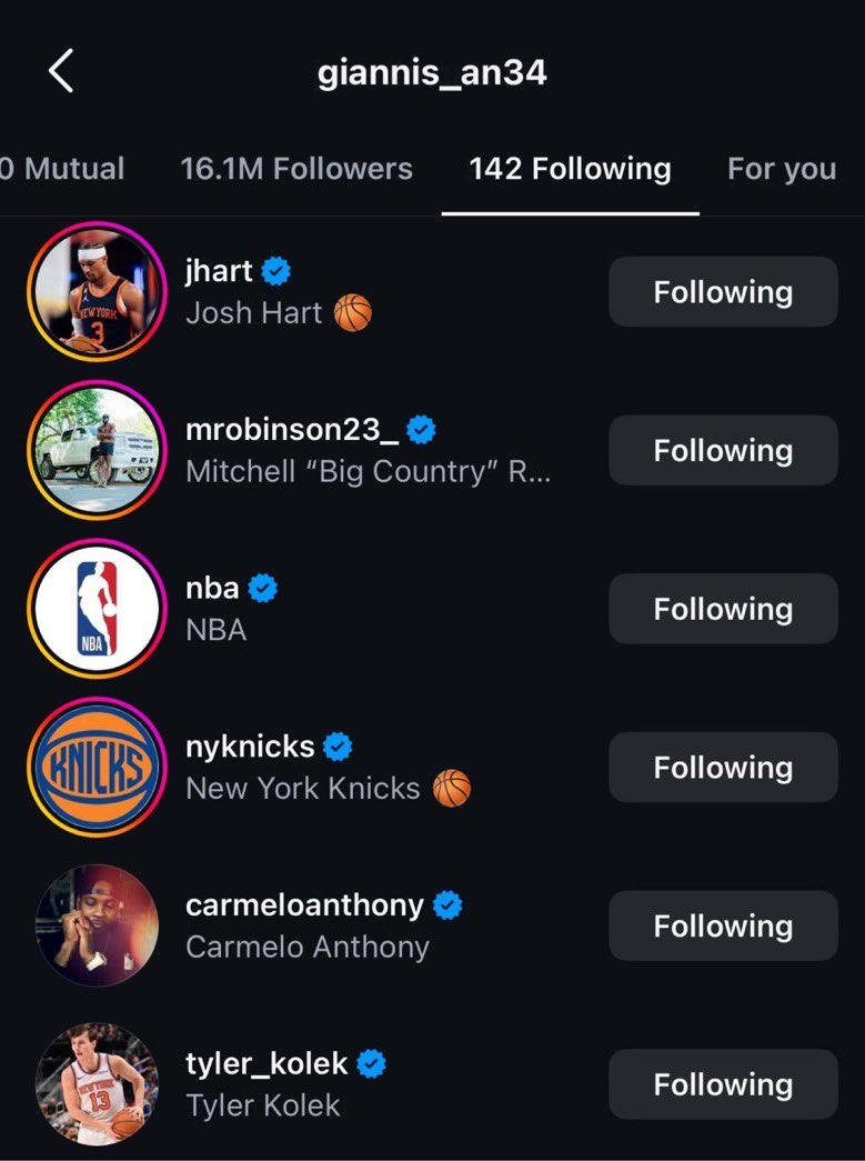 HoodieBrunson's tweet image. Giannis followed a few Knicks players on Instagram today 👀